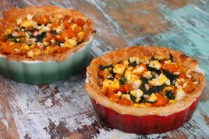 Quiche met spinazie, geitenkaas en pijnboompitten