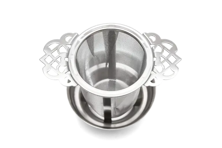 Theefilter ornament met uitlekschaaltje